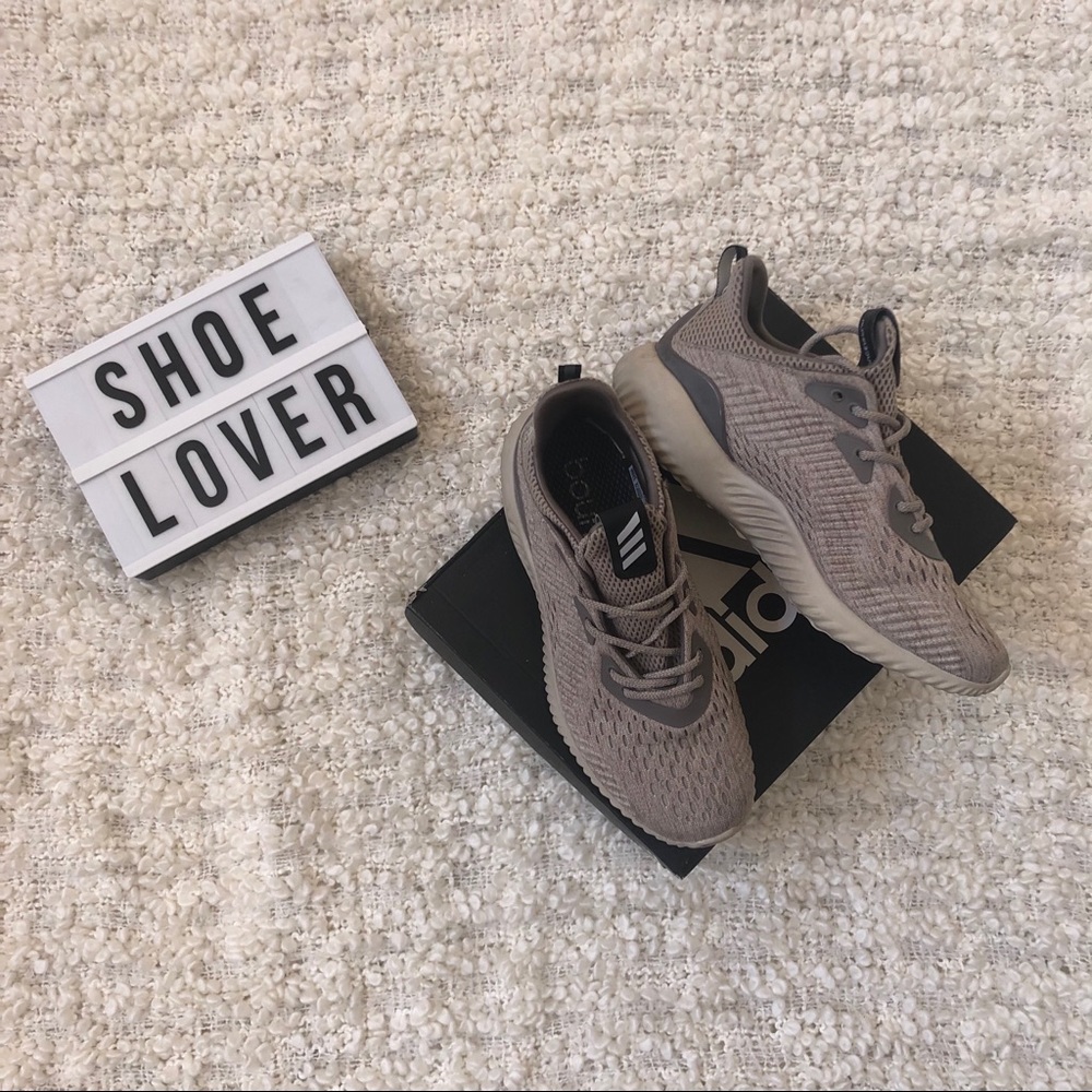 Adidas Alphabounce em W US Size: 6 1/2 UK Size: 5